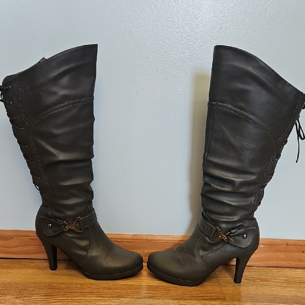 TOP Moda Charcoal Heeled Boots